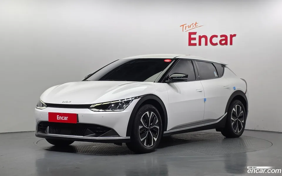Kia EV6 2024 — фото 1, купить с доставкой в Москву