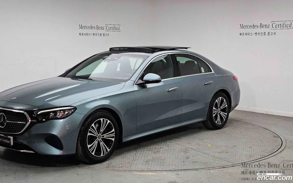 Mercedes-Benz E-Class E200 2025 — фото 1, купить с доставкой в Москву