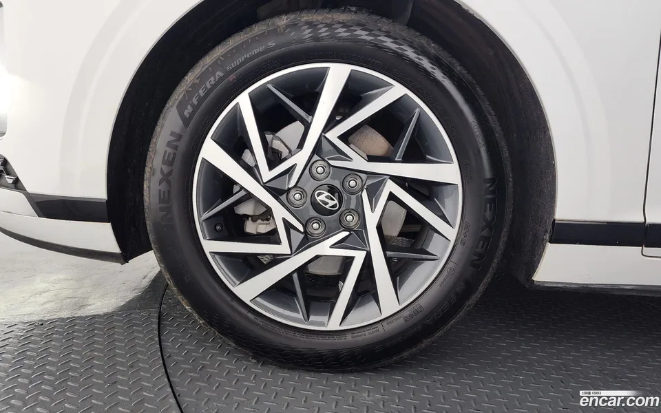 Hyundai Grandeur 2.5 2WD 2023 — миниатюра 5