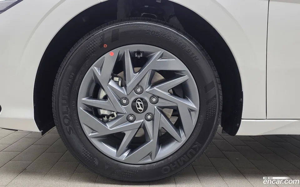 Hyundai Avante CN7 1.6 2026 — миниатюра 2