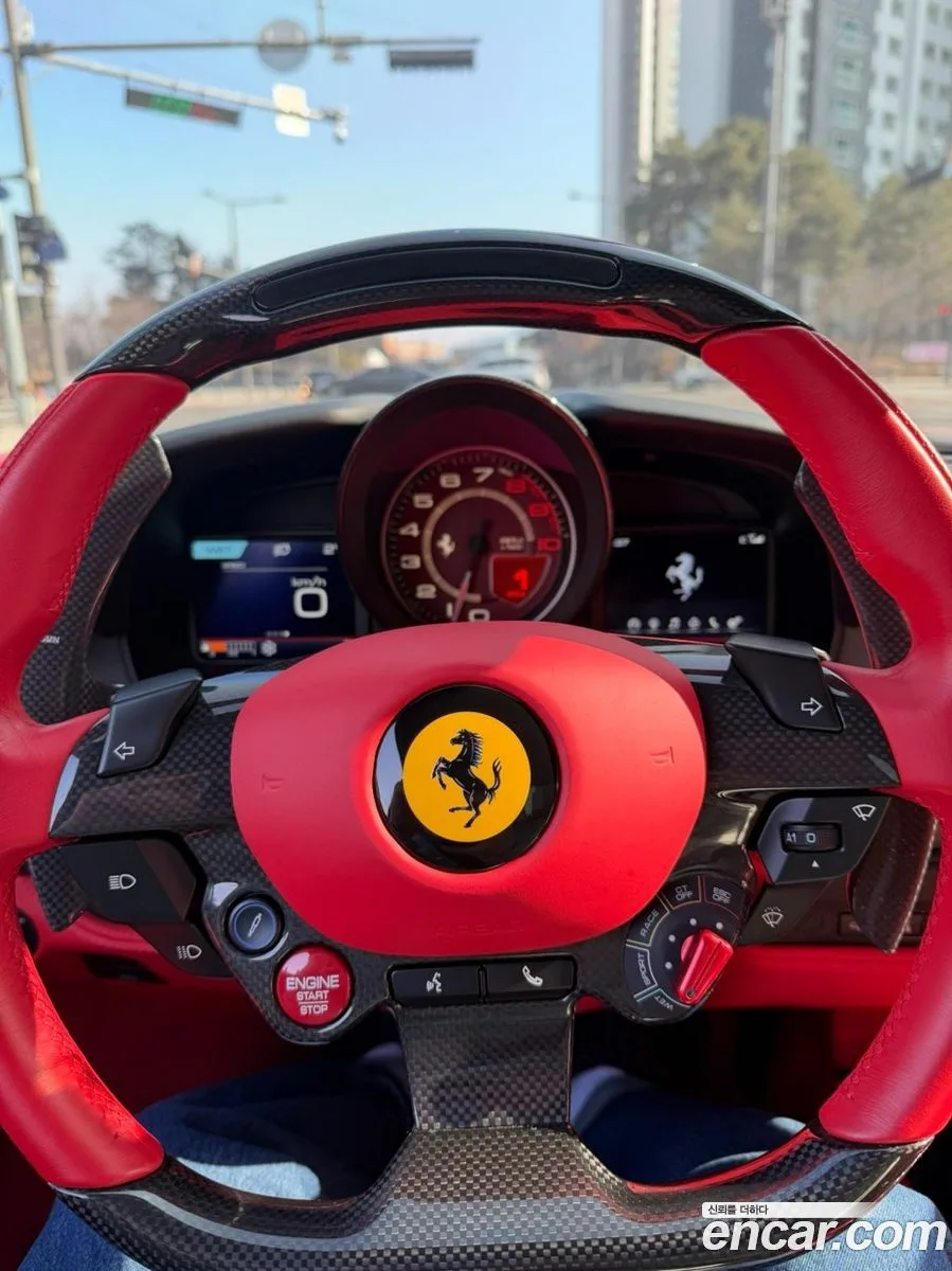 Ferrari F8 Spider 3.9 V8 2022 — миниатюра 2