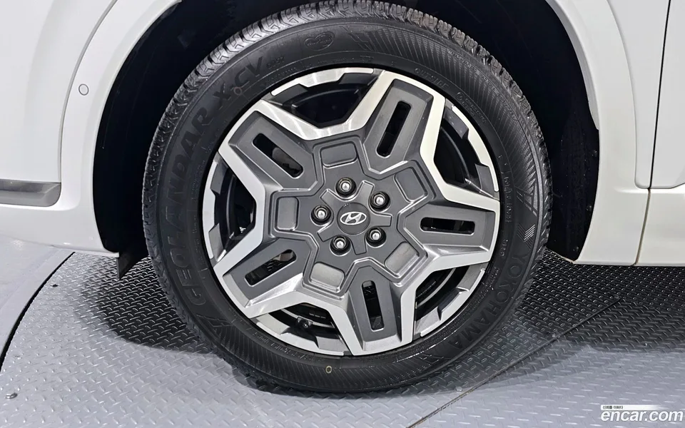 Hyundai SantaFe HEV 1.6 2WD 2023 — миниатюра 5