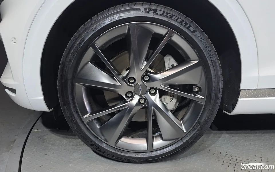 Genesis GV70 2.5T AWD 2022 — миниатюра 2