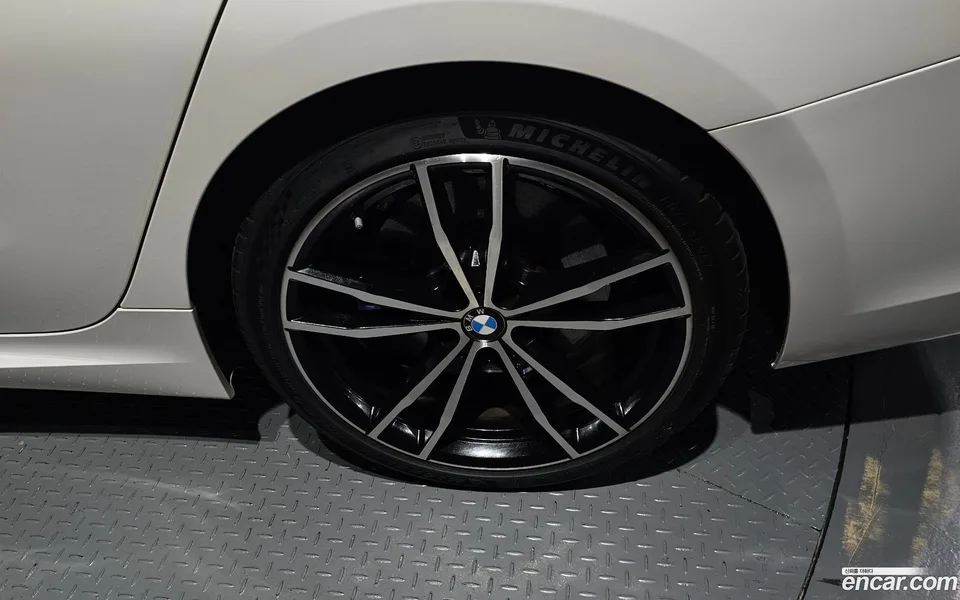 BMW 3 Series 320d M 2022 — миниатюра 5