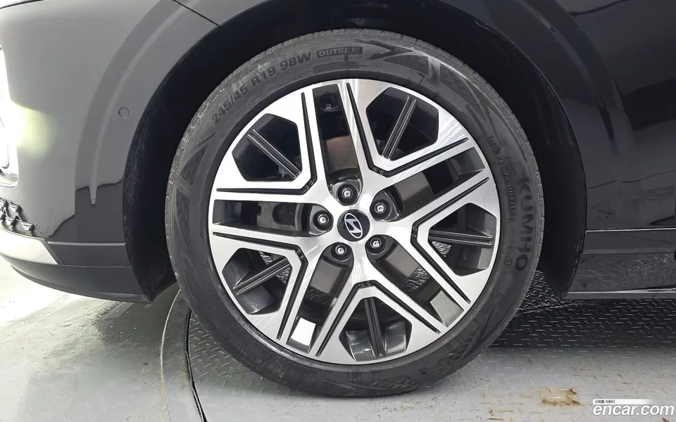 Hyundai Grandeur 2.5 2WD 2023 — миниатюра 5