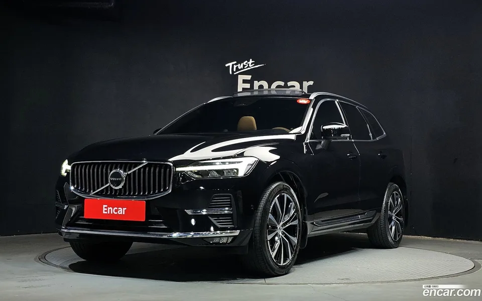 Volvo XC60 B6 2024 — фото 1, купить с доставкой в Москву