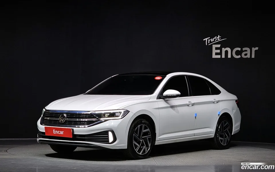Volkswagen Jetta 1.5 TSI 2023 — фото 1, купить с доставкой в Москву