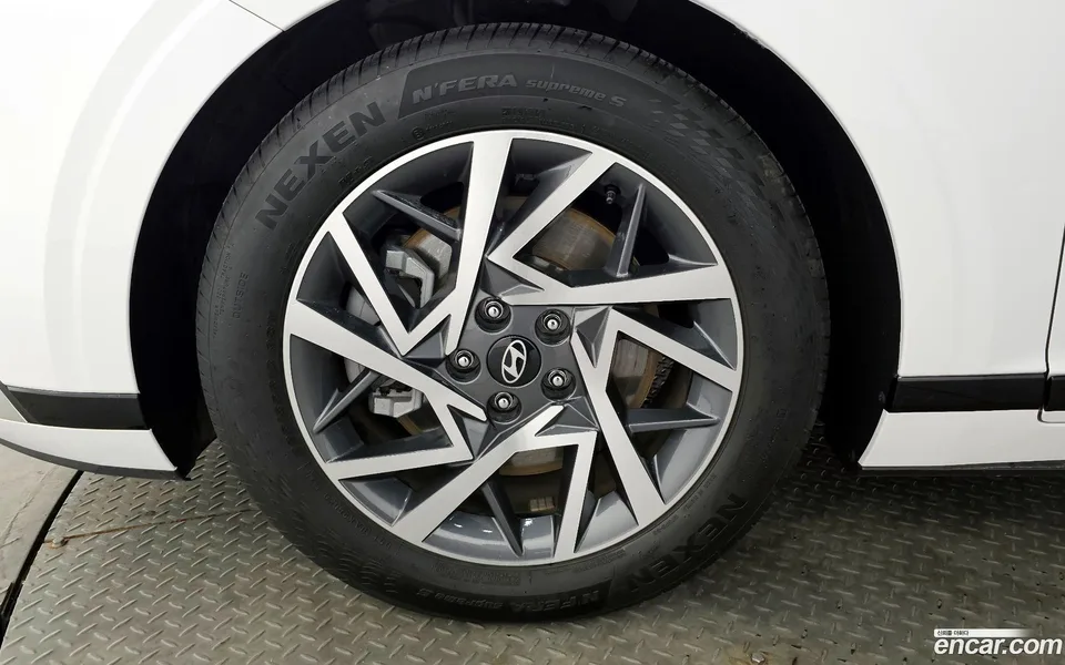Hyundai Grandeur 3.5 LPG 2WD 2023 — миниатюра 5