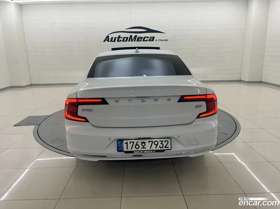Volvo S90 B5 2022 — миниатюра 3