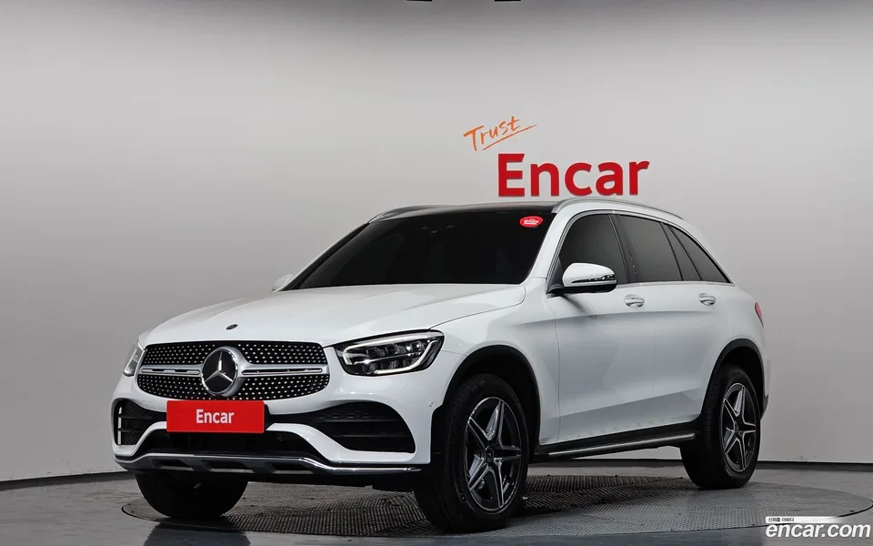 Mercedes-Benz GLC-Class GLC300e 4MATIC 2022 — фото 1, купить с доставкой в Москву