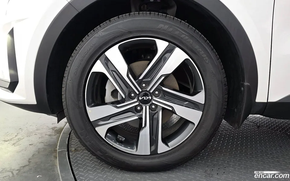 Kia Sorento HEV 1.6 2WD 2023 — миниатюра 5