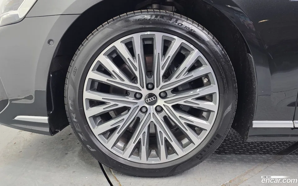 Audi A8 55 TFSI LWB 2022 — миниатюра 2