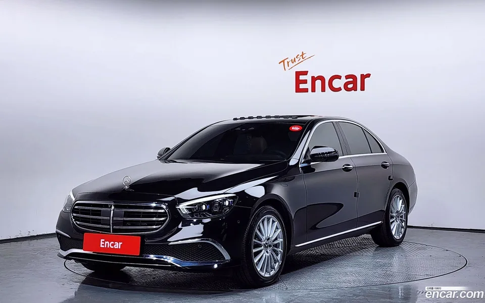 Mercedes-Benz E-Class E250 2022 — фото 1, купить с доставкой в Москву