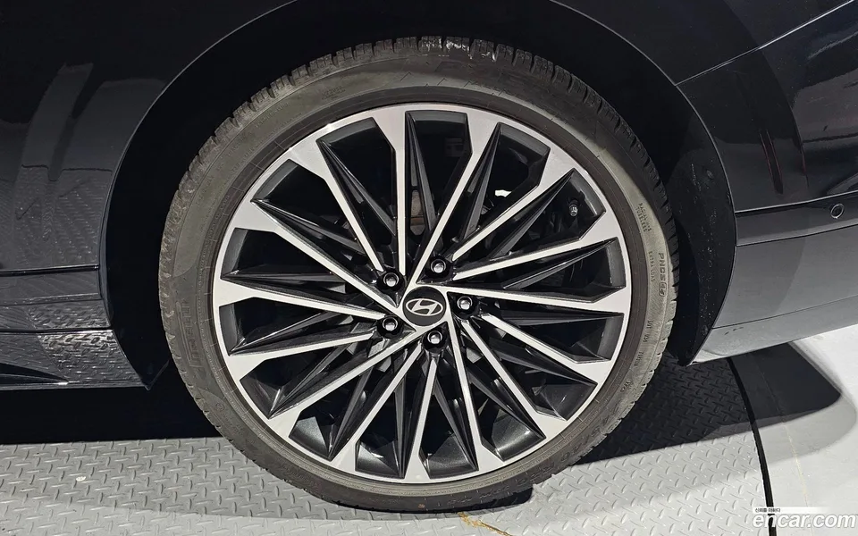 Hyundai Grandeur Hybrid 2023 — миниатюра 5