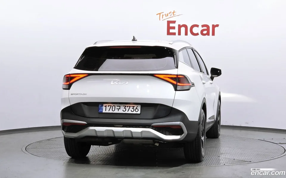 Kia Sportage 2.0 2WD 2022 — миниатюра 4