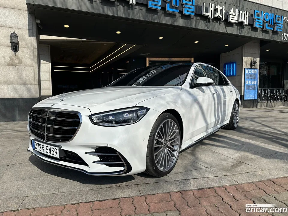 Mercedes-Benz S-Class S500L 4MATIC 2024 — фото 1, купить с доставкой в Москву