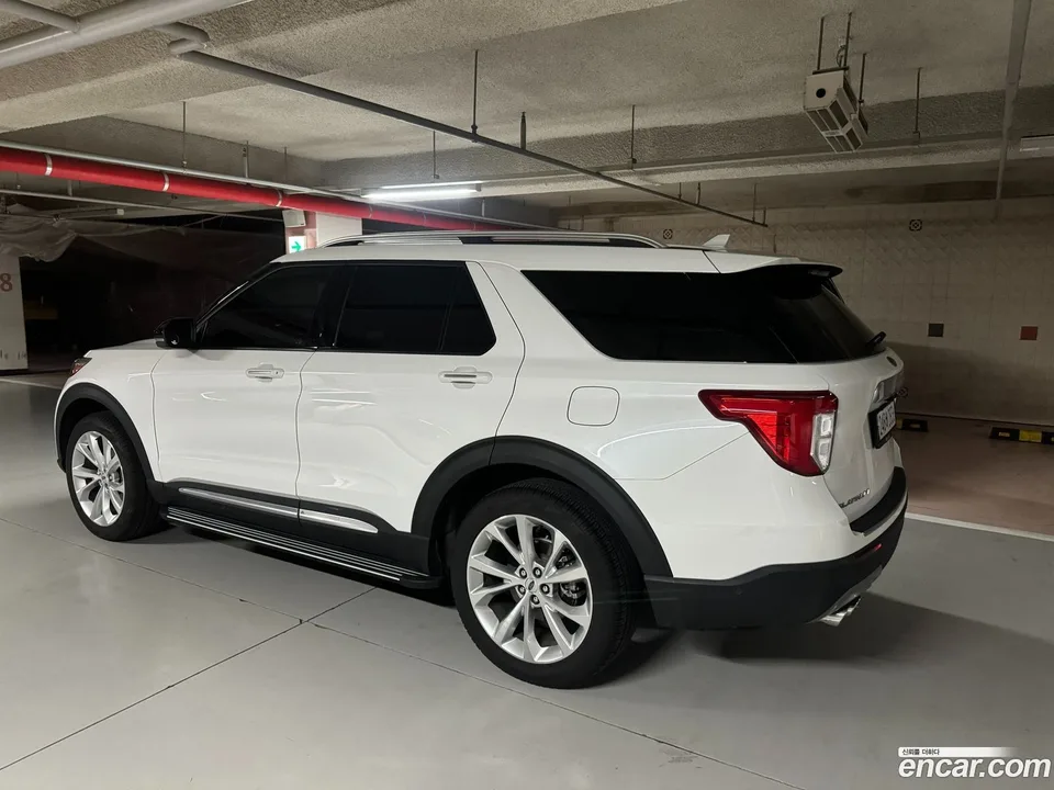 Ford Explorer 3.0 4WD 2022 — миниатюра 3