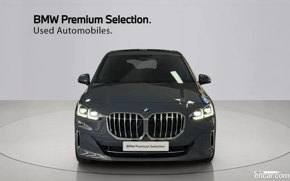BMW 2 Series Active Tourer 220i 2023 — миниатюра 3