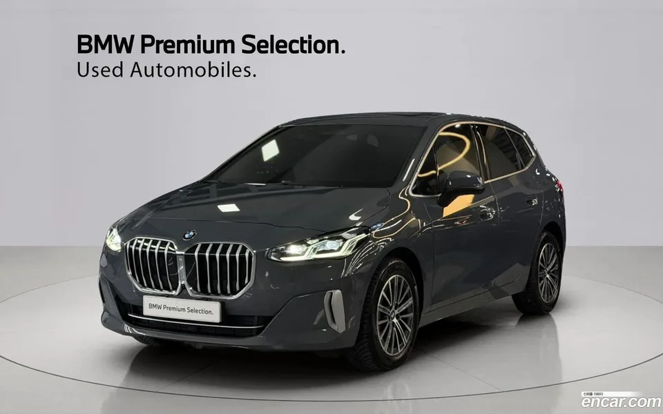 BMW 2 Series Active Tourer 220i 2023 — фото 1, купить с доставкой в Москву