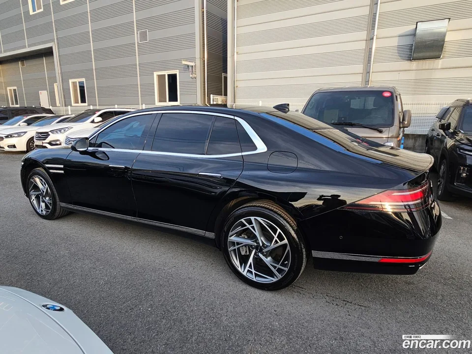 Genesis G90 3.5 AWD 2022 — миниатюра 4