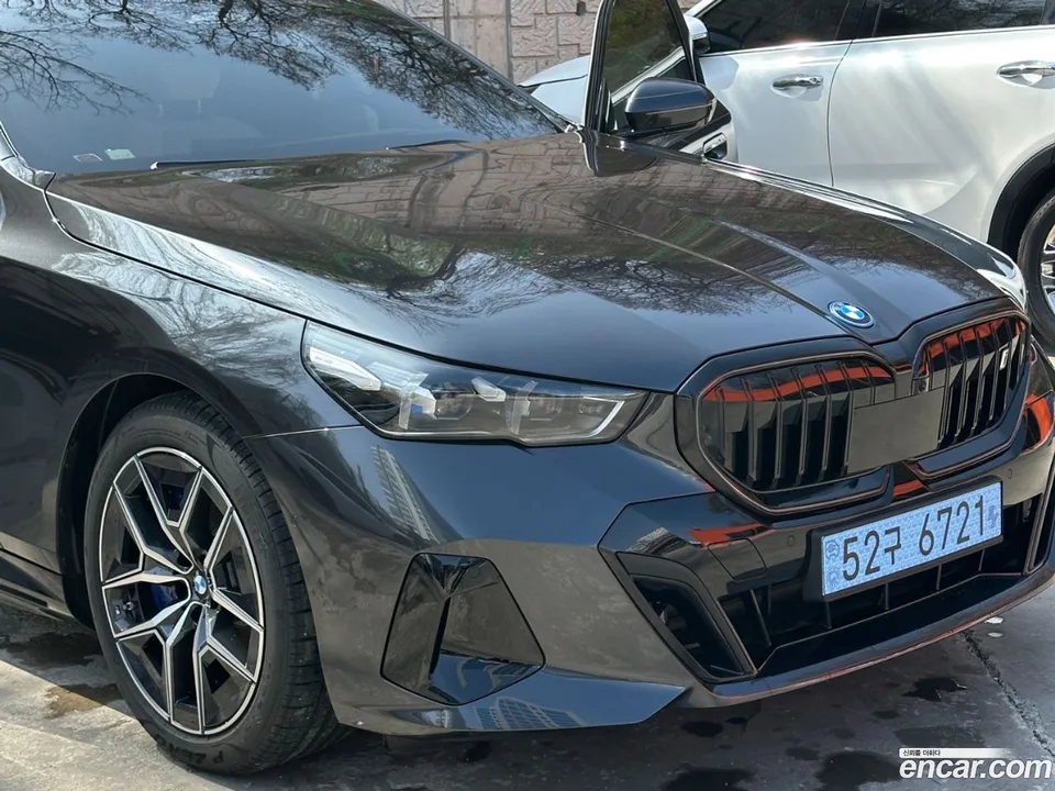 BMW i5 eDrive 40 M 2026 — миниатюра 3