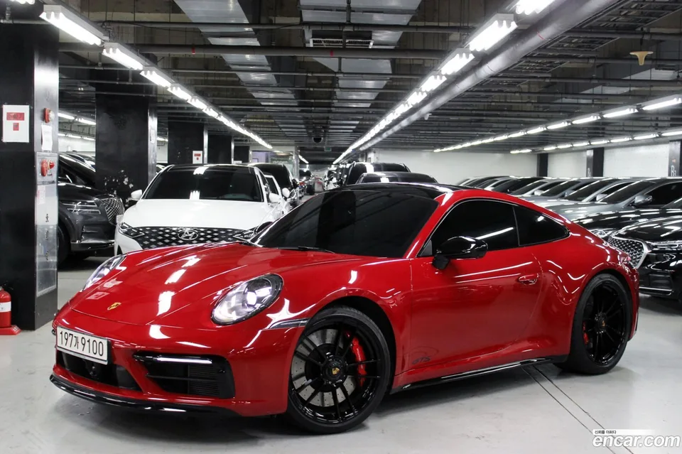 Porsche 911 (992) 4 GTS 2023 — миниатюра 3