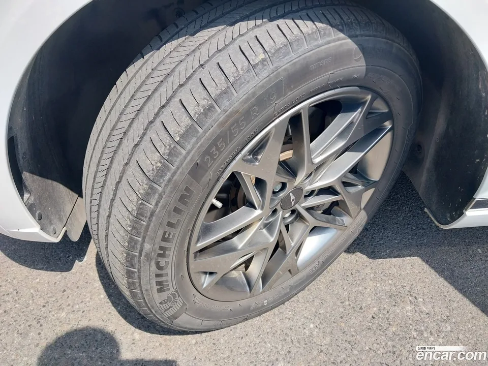 Genesis GV70 2.5T AWD 2023 — thumbnail 5