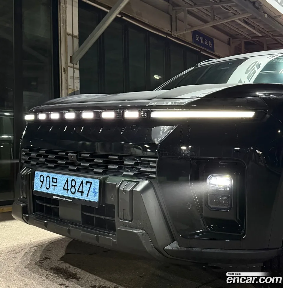 KG Mobility Musso EV AWD 2025 — photo 1, buy with delivery to Moscow