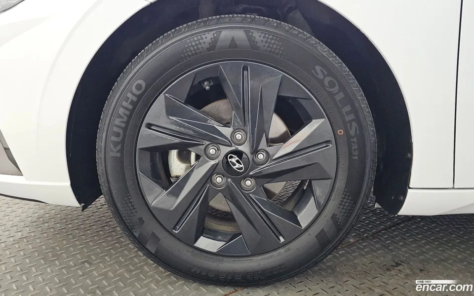 Hyundai Avante 1.6 2022 — миниатюра 5