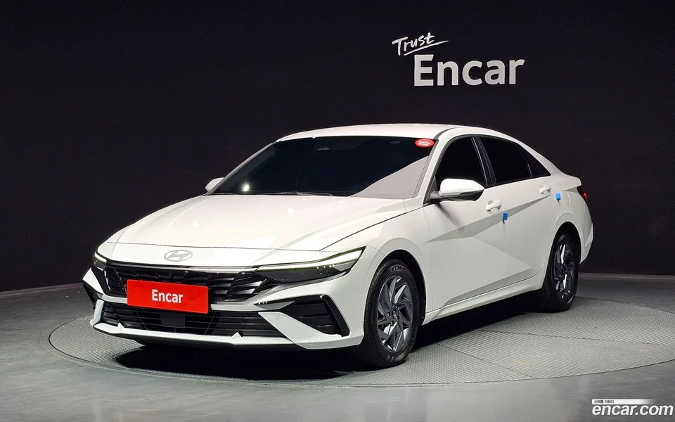Hyundai Avante CN7 1.6 2023 — фото 1, купить с доставкой в Москву