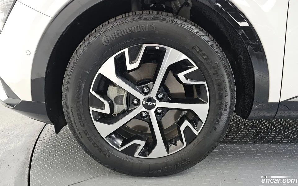 Kia Sportage Hybrid 2WD 2024 — миниатюра 5