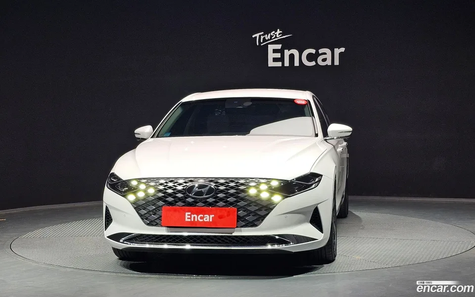 Hyundai Grandeur IG Hybrid 2022 — миниатюра 3