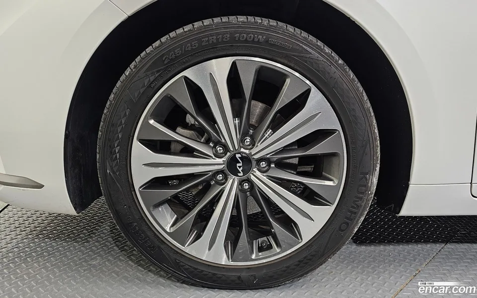 Kia K8 Hybrid 2022 — миниатюра 2