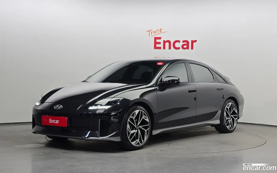 Hyundai Ioniq 6 AWD 2023 — фото 1, купить с доставкой в Москву