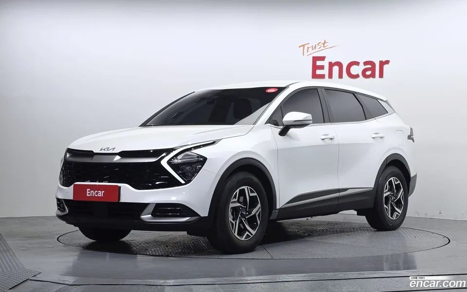 Kia Sportage 1.6 2WD 2024 — фото 1, купить с доставкой в Москву