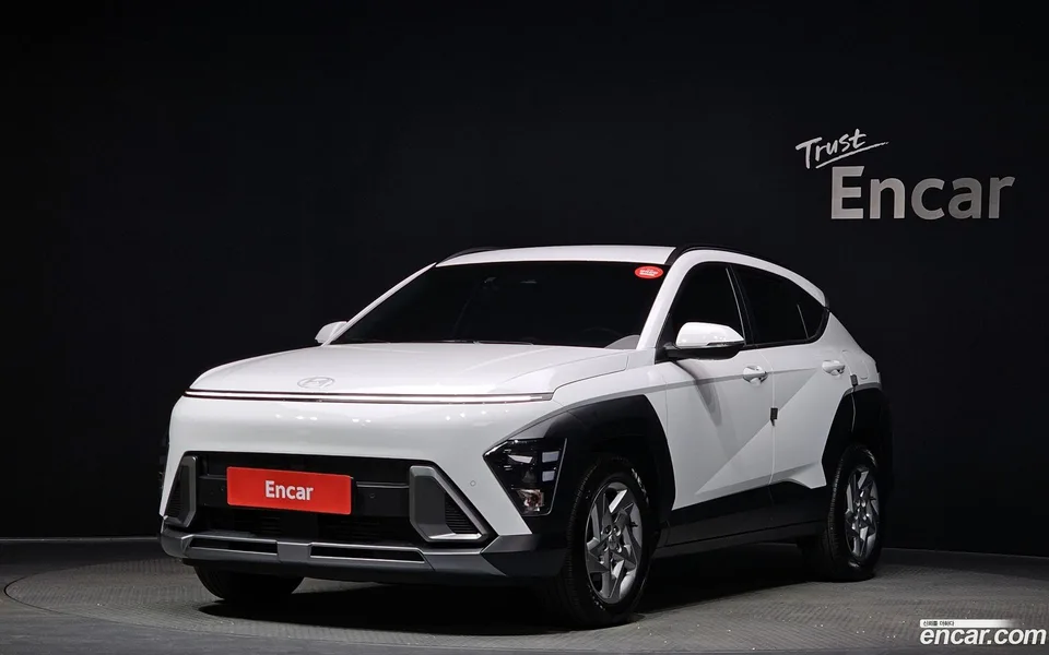 Hyundai Kona 1.6 2WD 2024 — фото 1, купить с доставкой в Москву