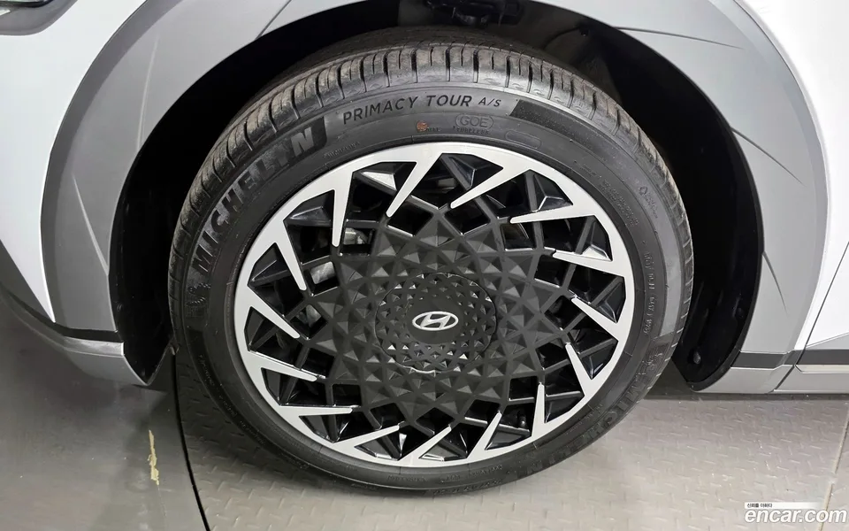 Hyundai Ioniq 5 AWD 2024 — миниатюра 2