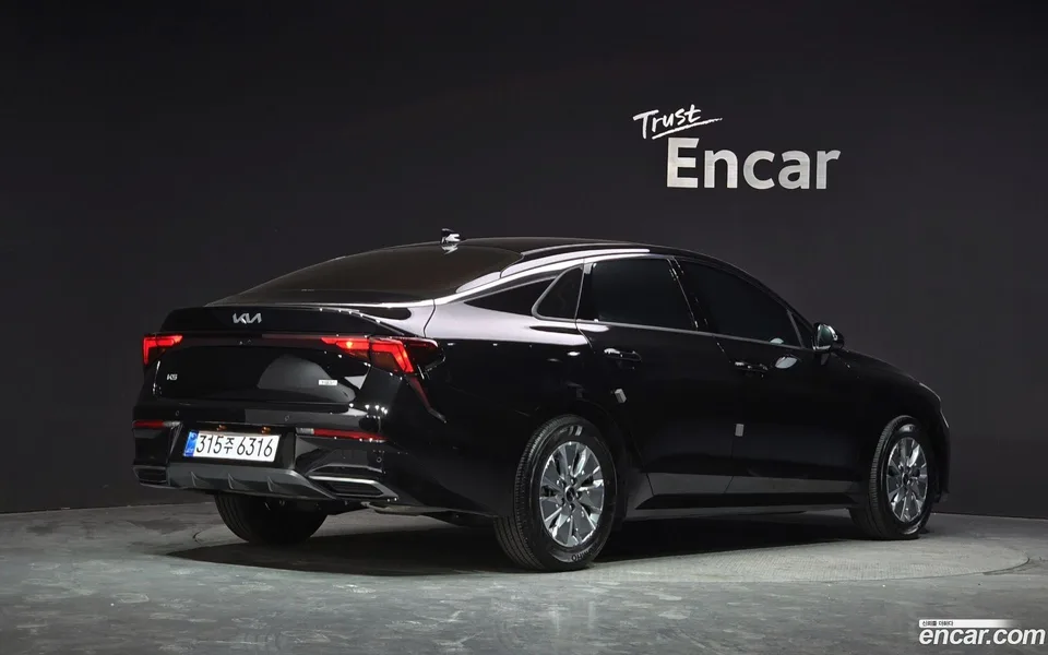 Kia K5 Hybrid 2025 — миниатюра 2
