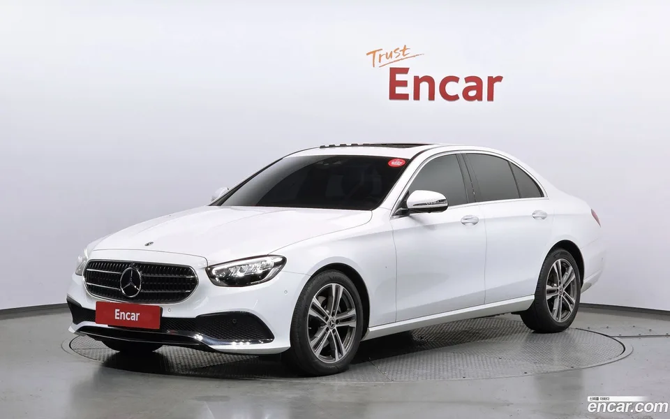 Mercedes-Benz E-Class E250 2023 — фото 1, купить с доставкой в Москву