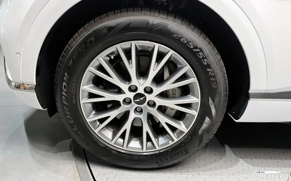 Genesis GV80 2.5T 2WD 2025 — миниатюра 2