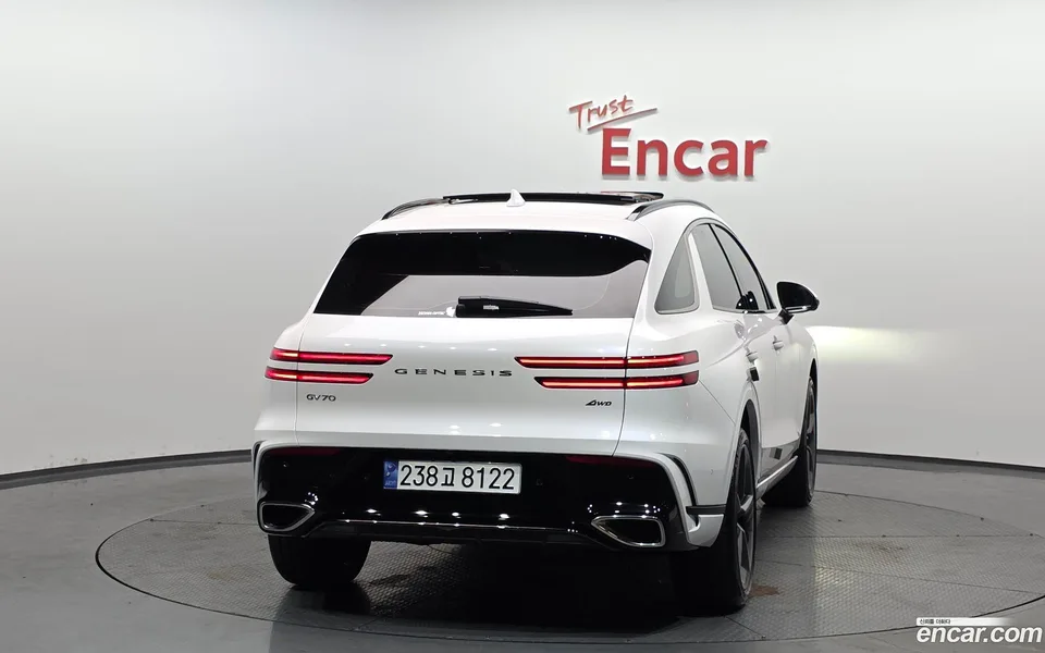 Genesis GV70 2.5T AWD 2024 — миниатюра 4