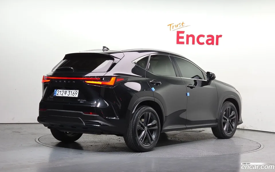 Lexus NX 350h 2023 — миниатюра 2