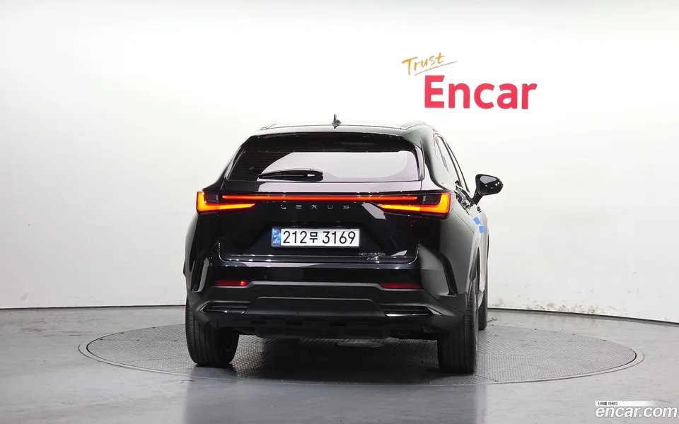 Lexus NX 350h 2023 — миниатюра 4