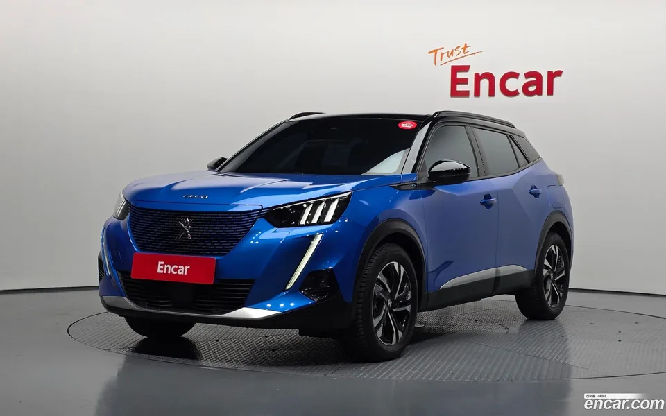 Peugeot e-2008 EV GT 2022 — фото 1, купить с доставкой в Москву
