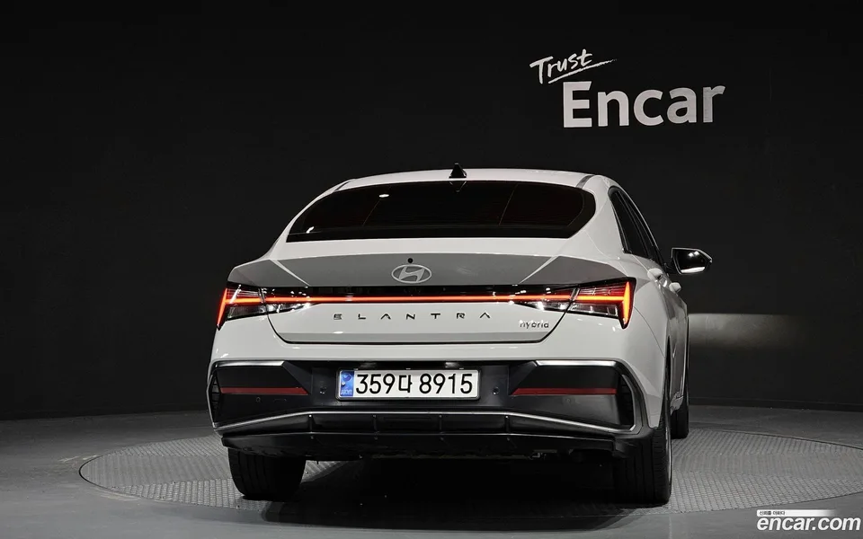 Hyundai Avante CN7 Hybrid 2024 — миниатюра 4