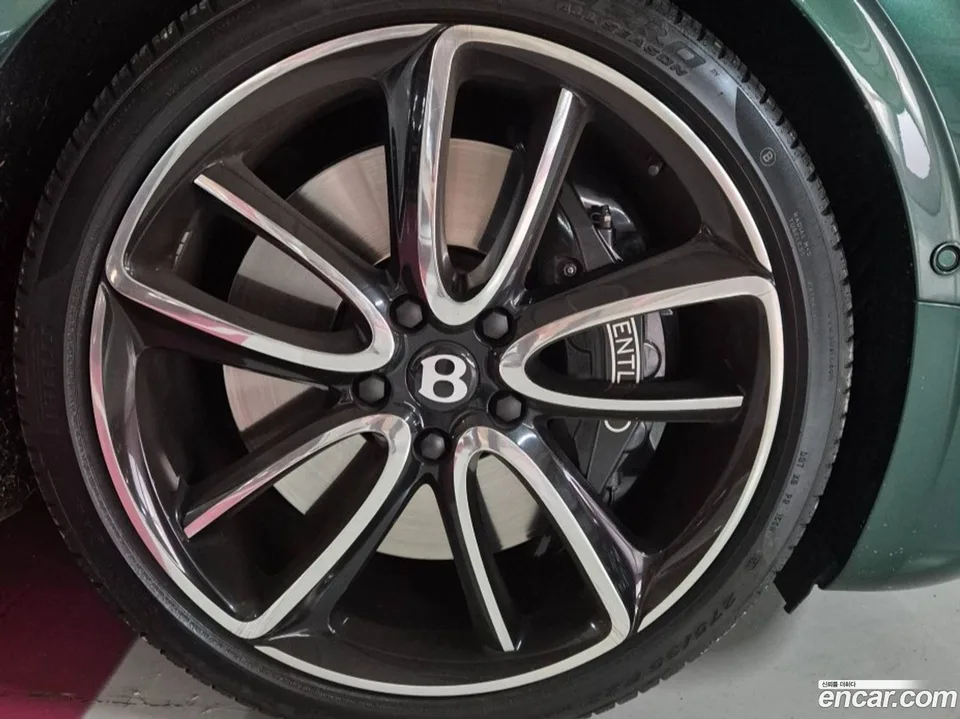 Bentley Continental GT 4.0 GT 2022 — миниатюра 5