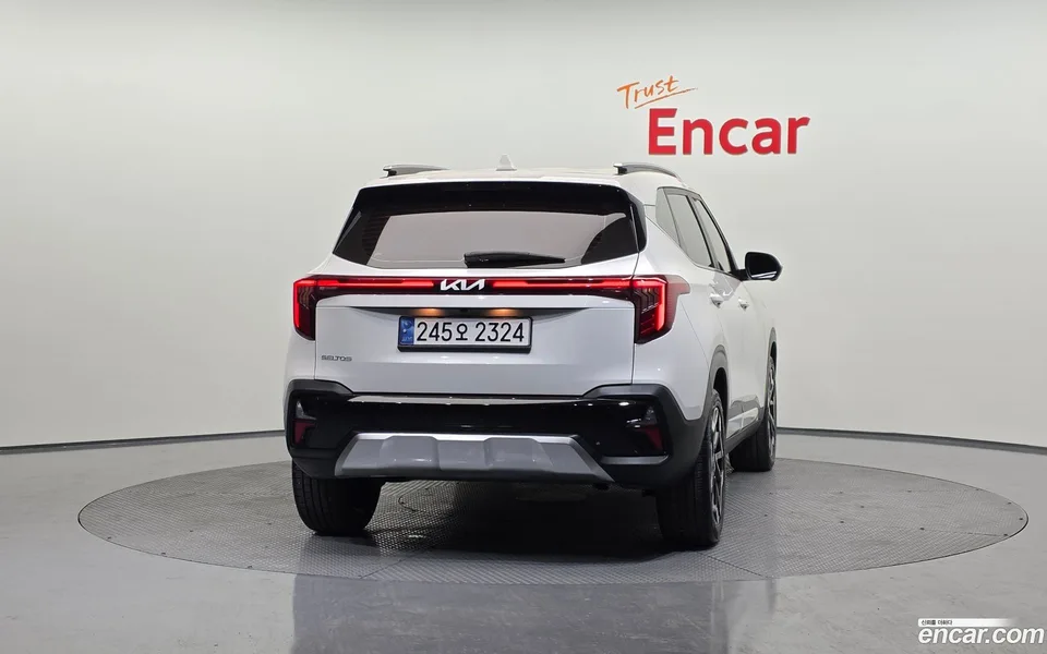 Kia Seltos 1.6 2WD 2024 — миниатюра 4