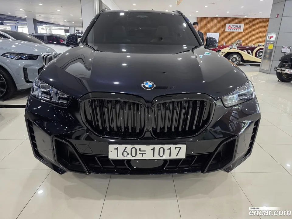 BMW X5 xDrive 40i M 2025 — миниатюра 3