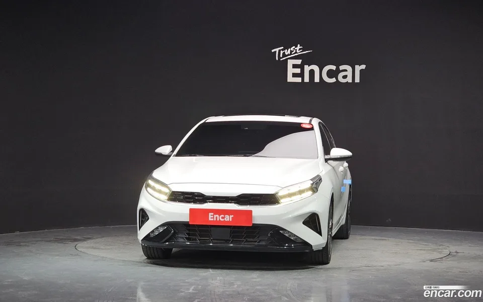 Kia K3 1.6 2023 — thumbnail 3
