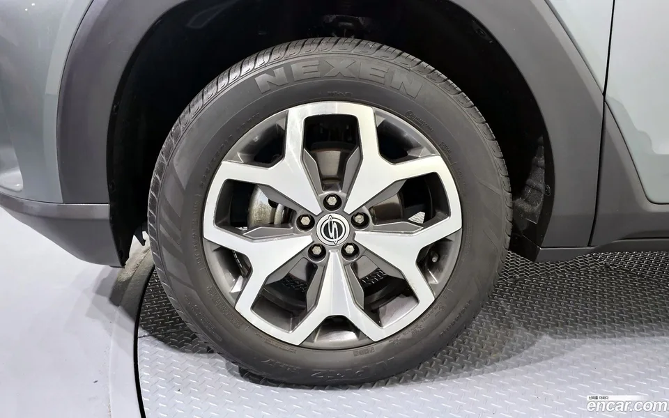 KG Mobility Torres 1.5 2WD 2022 — миниатюра 5
